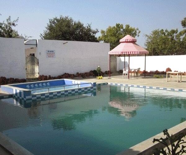 D Lake View Resort, Hyderabad 4